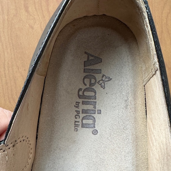 Alegria Paloma Classic Black Shoes - Picture 2 of 10